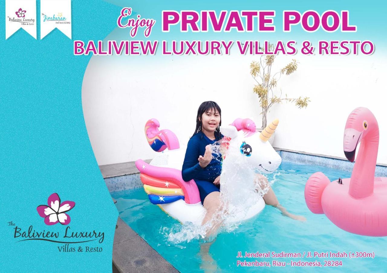 The Baliview Luxury Villas & Resto Pakanbaru Exteriör bild