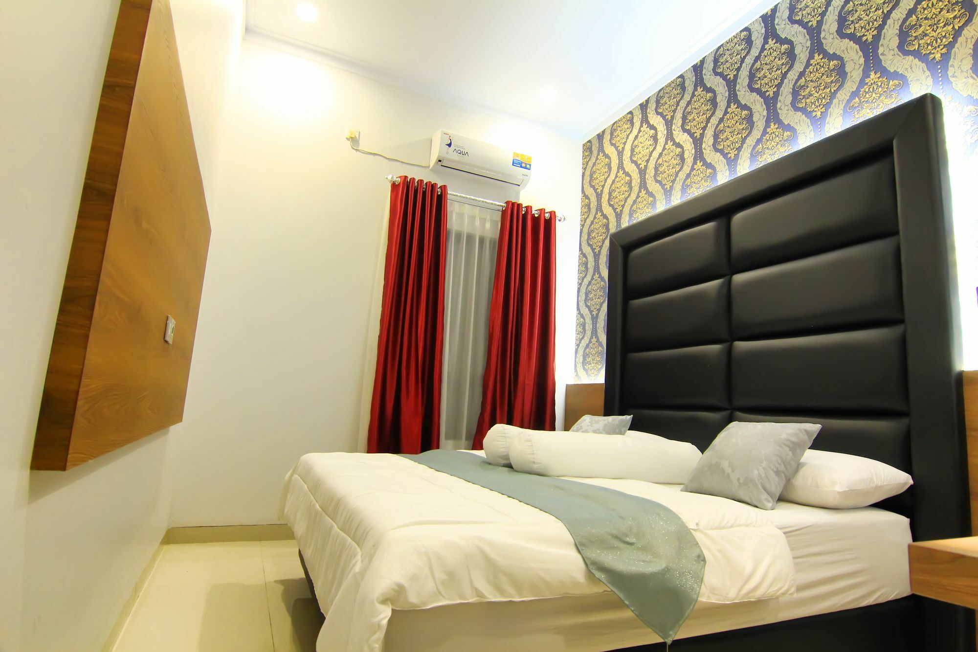 The Baliview Luxury Villas & Resto Pakanbaru Exteriör bild