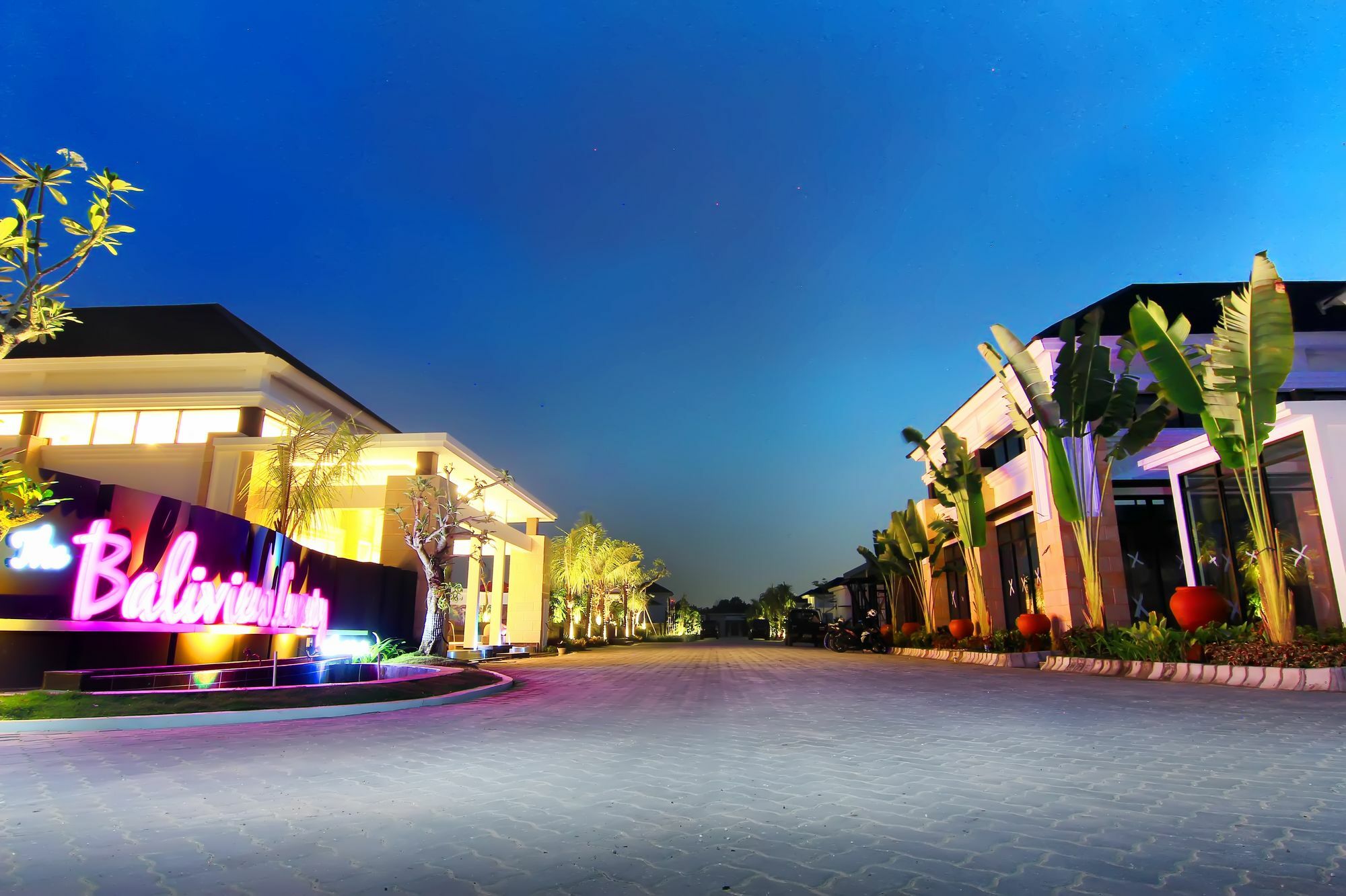 The Baliview Luxury Villas & Resto Pakanbaru Exteriör bild