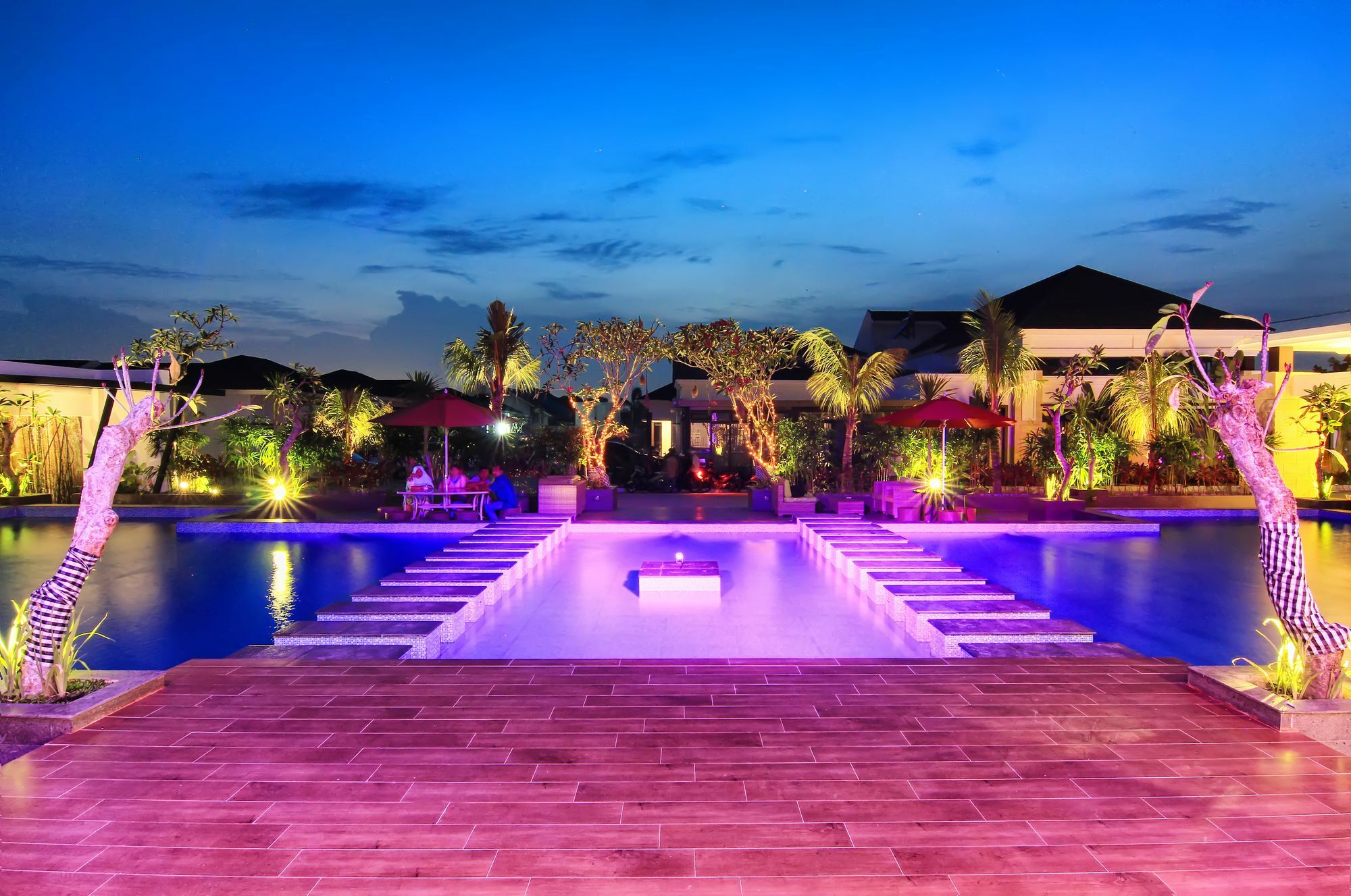 The Baliview Luxury Villas & Resto Pakanbaru Exteriör bild